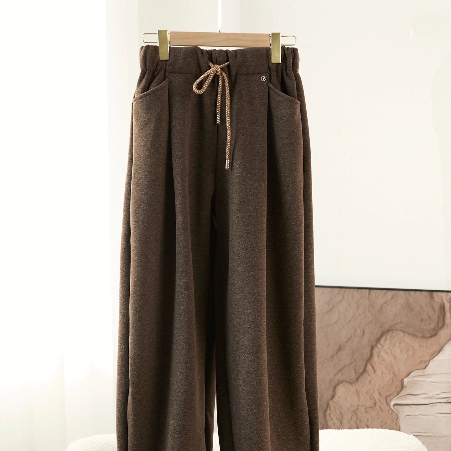 极简风咖啡色羊绒阔腿裤女秋冬加厚高腰保暖舒适抽绳长裤25053,女装/女士精品,棉裤/羽绒裤,淘宝优惠券,粉丝福利购,淘宝优惠卷