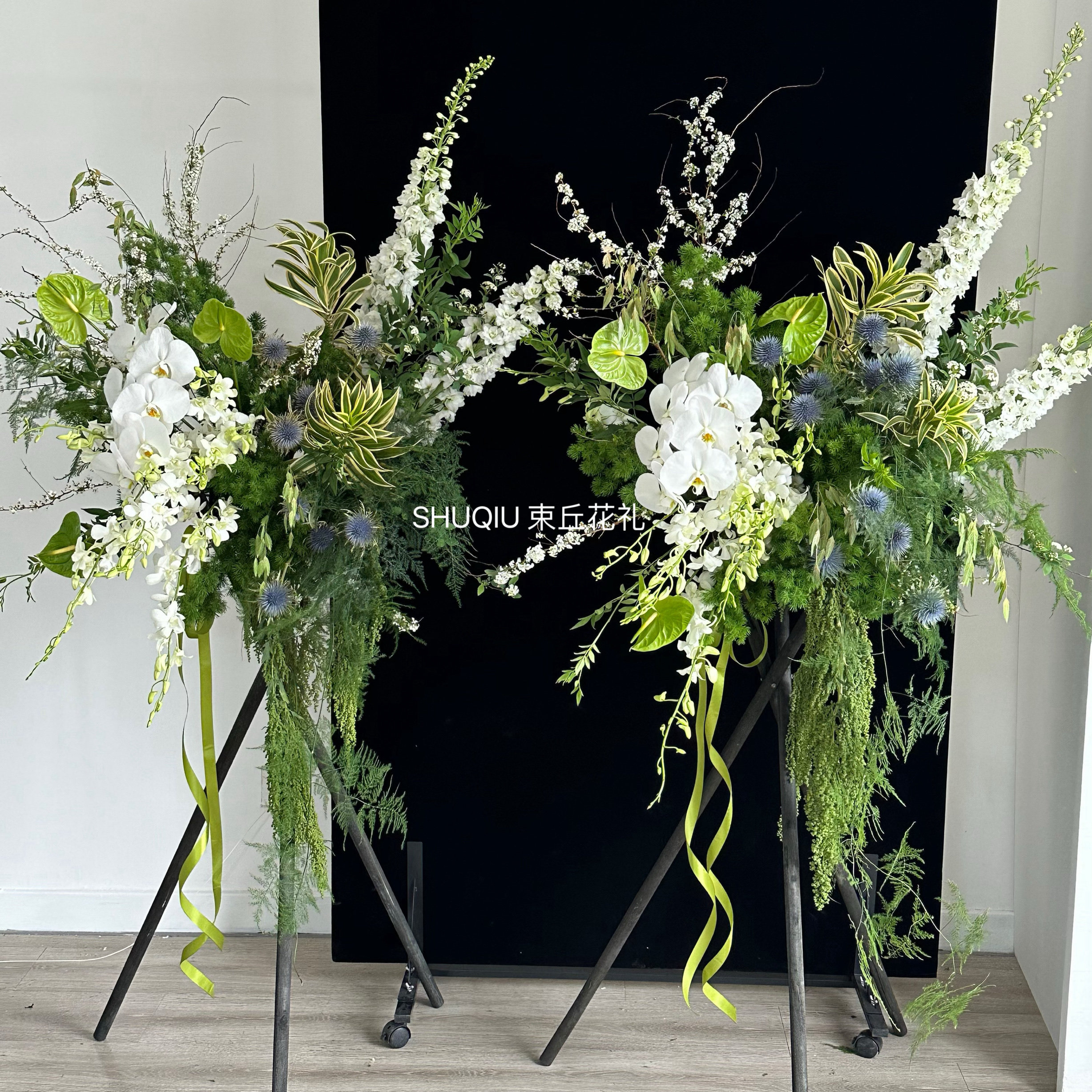束丘白绿色系玫瑰鲜花开业花篮 北京同城速递活动展览迎宾剪彩