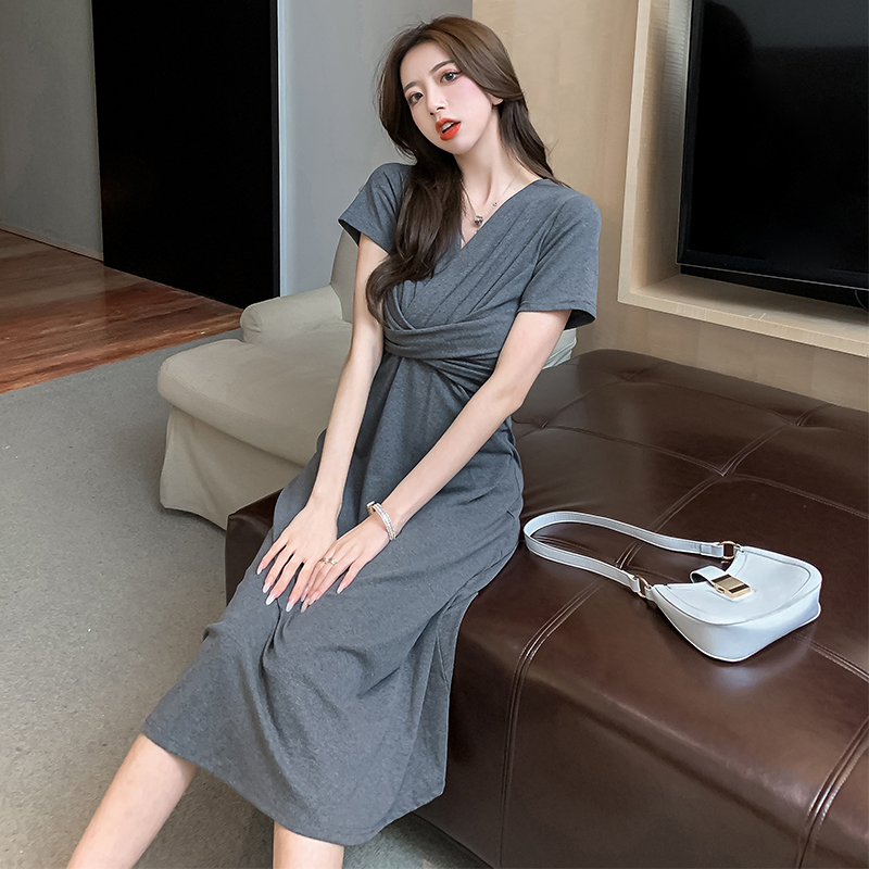 實拍2021夏季新款韓版女裝性感交叉V領收腰純色短袖連衣裙潮