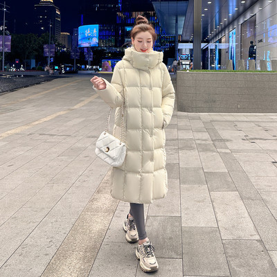 米白90白鹅绒连帽长款羽绒服