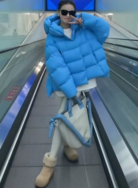 90白鹅绒蓝色泡芙连帽羽绒服2025冬新款保暖加厚显瘦时尚面包服女