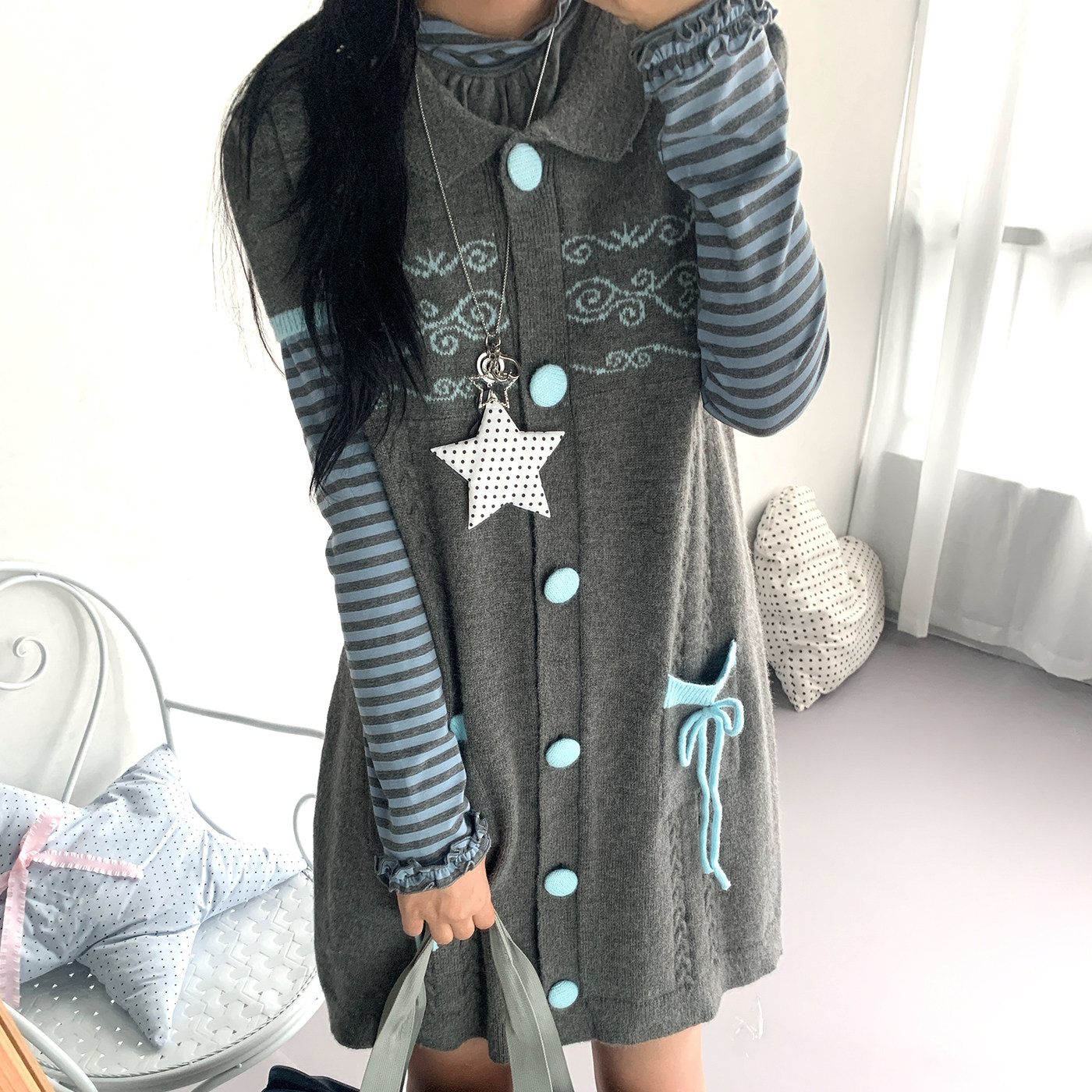 MOMSAYCAN'温柔失序'翻领提花针织马甲花苞少女感短袖毛衣罩裙
