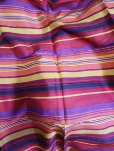 桑蚕丝绸红黄色横条纹真丝双宫绸汉服礼服裙制衣服装面布料宽1.1