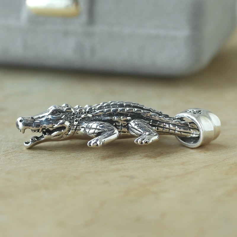 s925纯银创意做旧复古鳄鱼吊坠