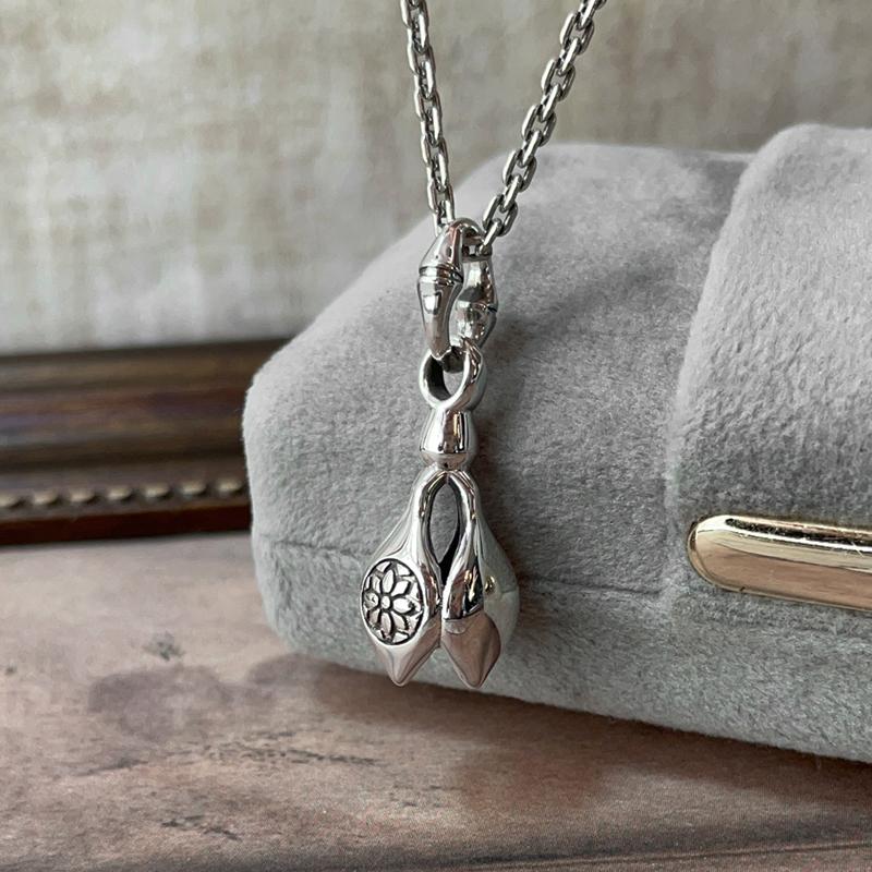 朋克复古男女款爱心做旧泪铃吊坠