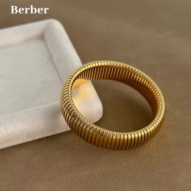 欧美复古钛钢金属弹力手镯