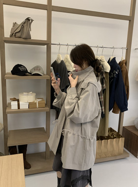 6号现货~ 【SEMICOLONS】两色休闲韩系风衣(配可拆帽子)  H197