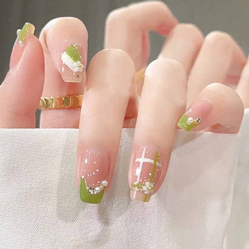 芭蕾风清新绿法式爱心珍珠美甲贴