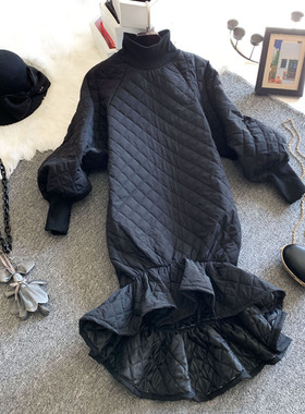 欧洲站2025冬季新款女装气质高领荷叶边连衣裙夹棉加厚黑色鱼尾裙