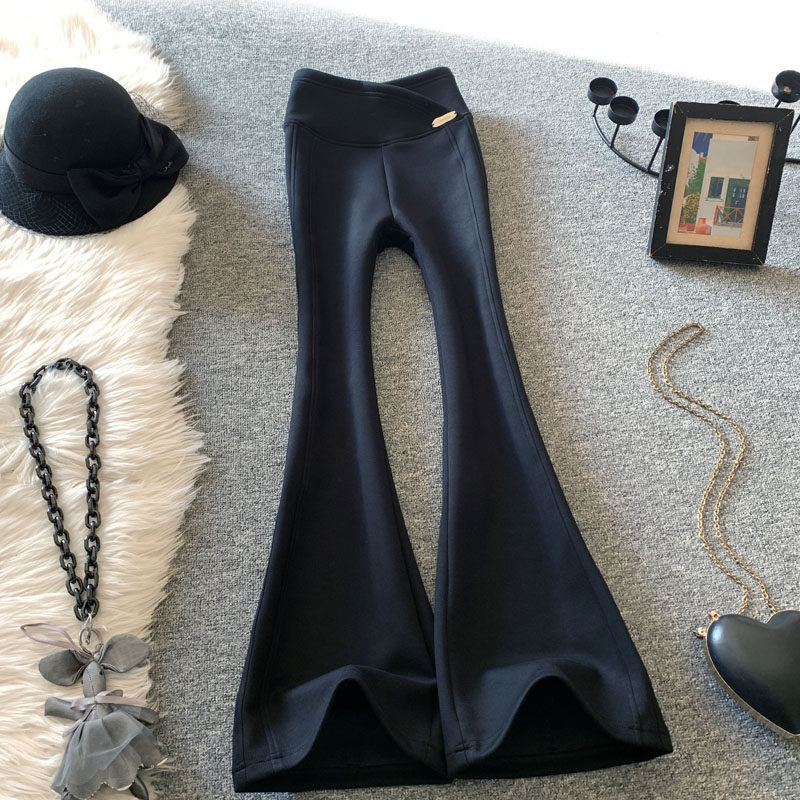 黑色微喇裤女春季2026新款复古设计感交叉高腰显瘦拼接休闲长裤子