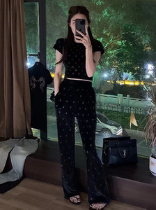 欧货时尚穿搭套装女2024春洋气烫钻短袖丝绒上衣休闲喇叭裤两件套