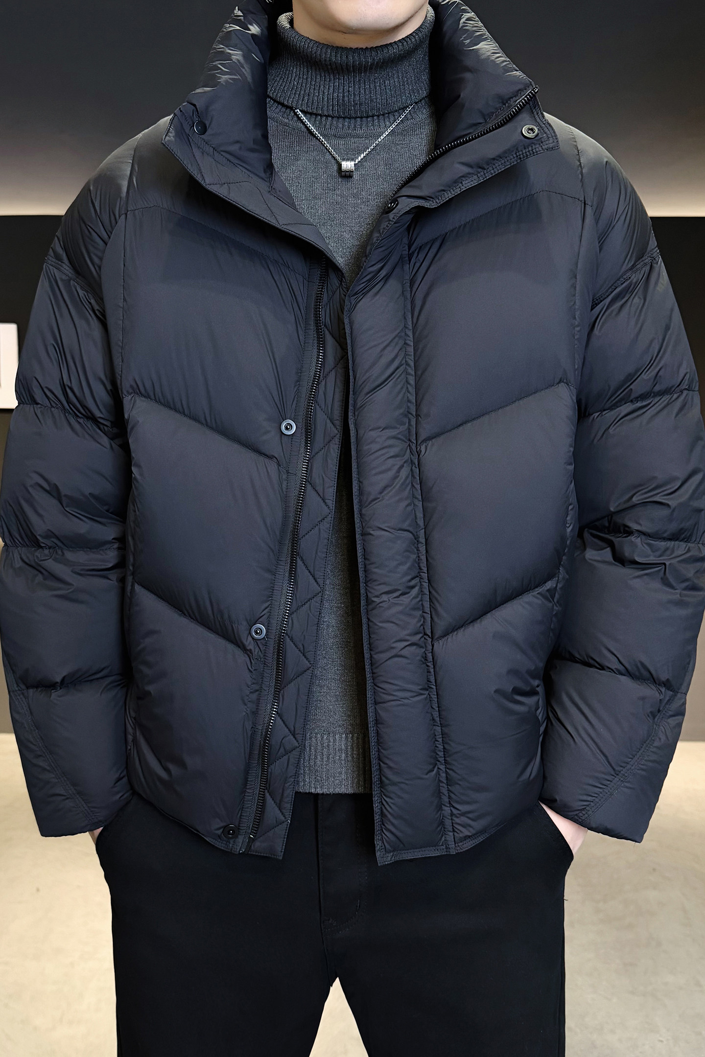 2026冬男微宽松立领标90泡芙穿刺羽绒服A230-2577-P299(控399),男装羽绒服,电商A230