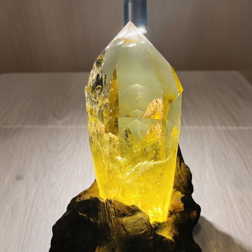 天然巴西黄水晶能量柱摆件