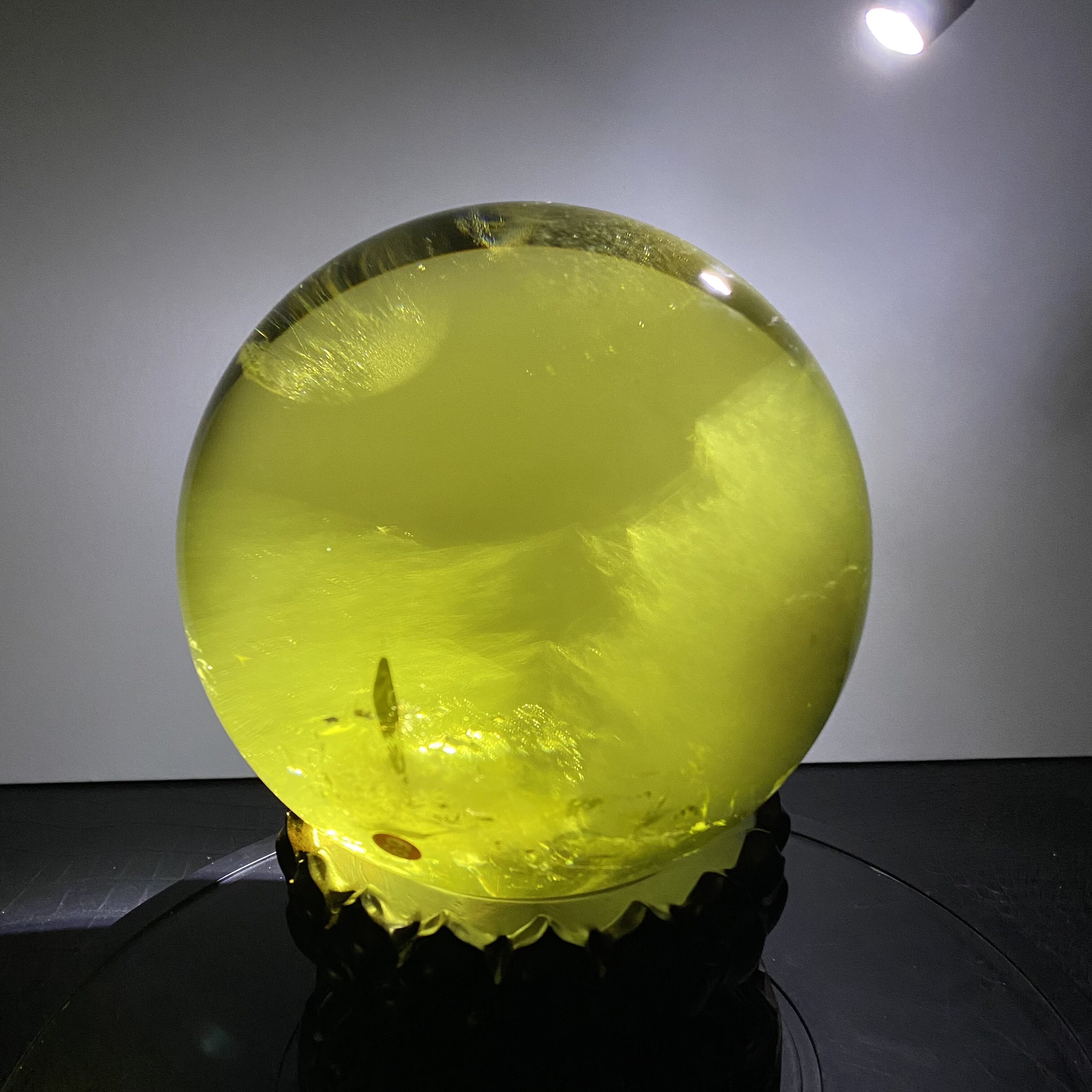 巴西天然黄水晶球高透招财摆件