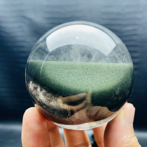 赞比亚天然绿幽灵千层水晶球