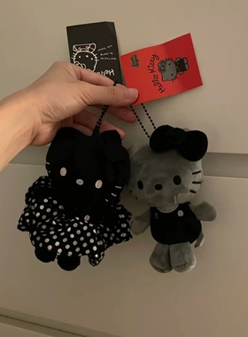 日本代购hellokitty猫包包挂件黑色森系曼波聚会公仔玩偶书包挂饰