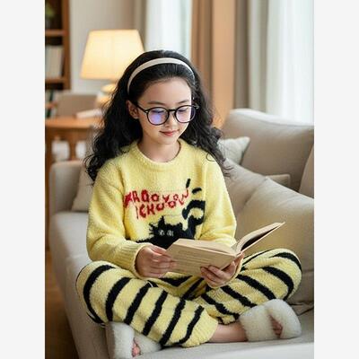 女童半边绒睡衣秋冬款202