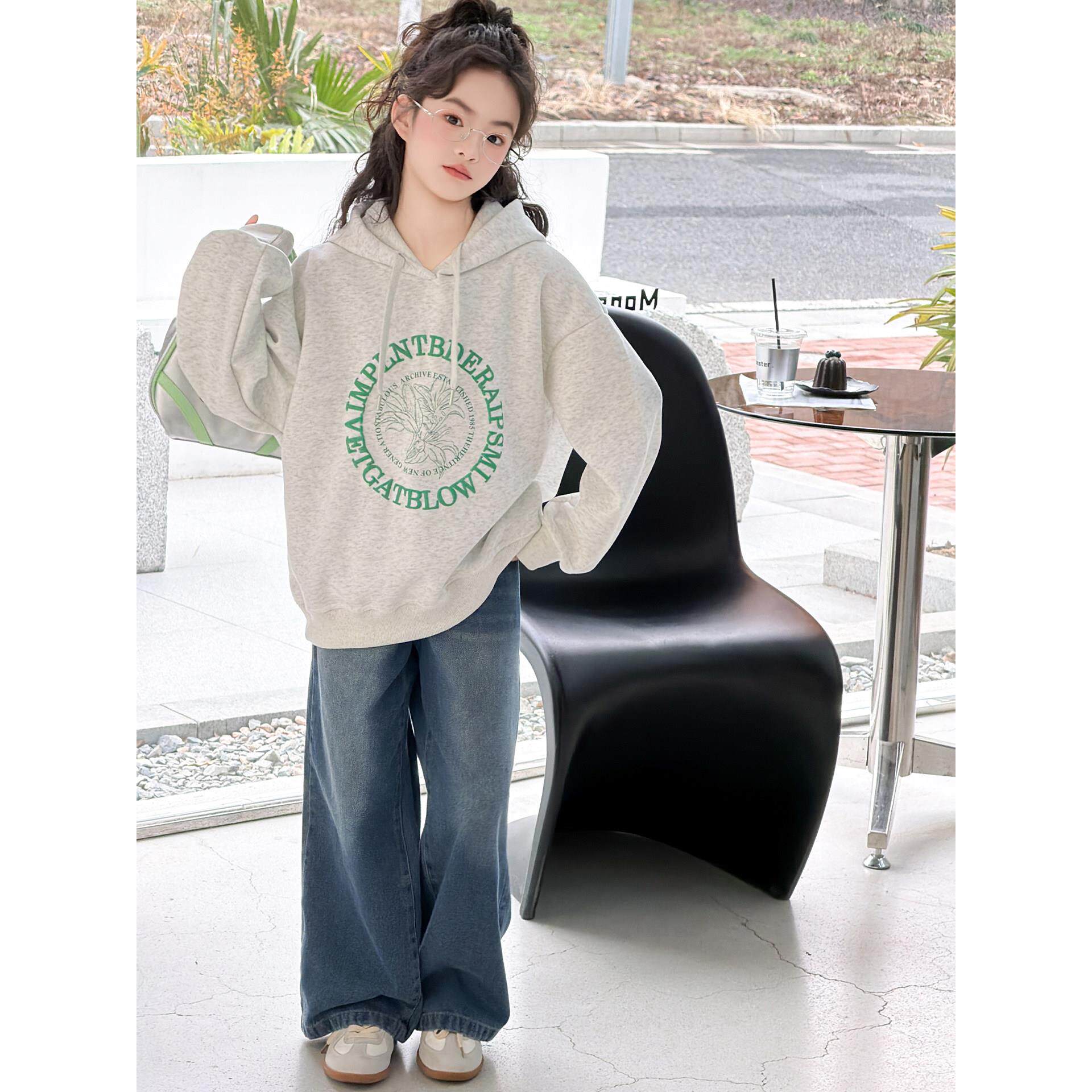 上衣装套装女孩卫衣款春装儿童洋气新款大女童2026衣服连帽中春秋