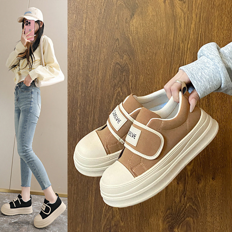 女鞋2026新款春季魔术贴百搭休闲运动鞋厚底时尚板鞋春秋白搭鞋子