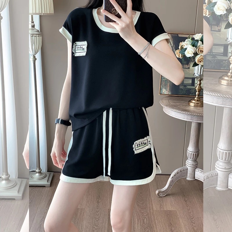 休闲运动服套装女夏季时髦短款上衣洋气显瘦减龄小个子短裤两件套