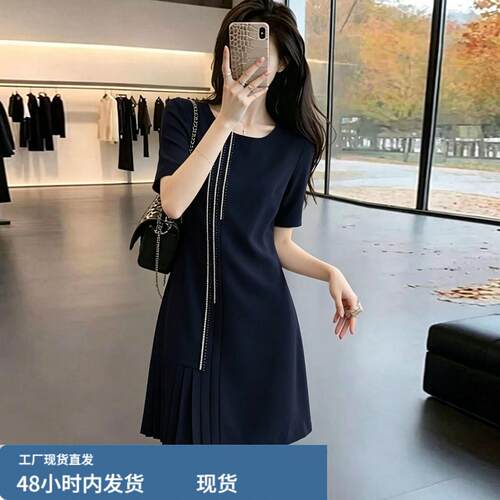 时尚显瘦圆领短袖连衣裙女夏季新款小个子洋气百搭减龄A字版裙子