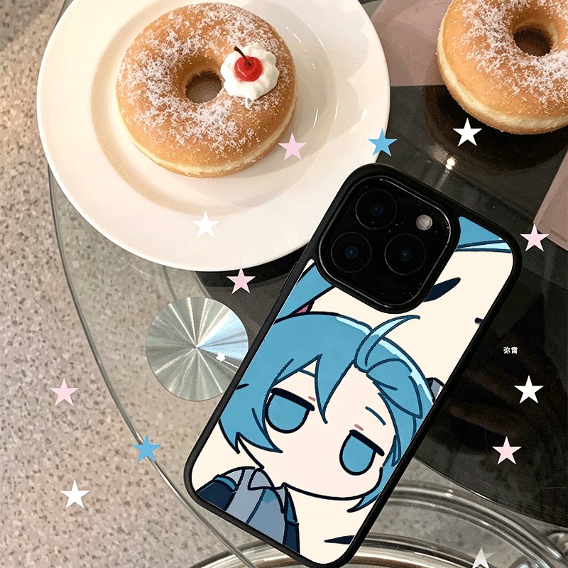 风中凌乱初音适用苹果18手机壳iPhone17创意15promax小众16新款14爆款13min网红情侣12黑色肤感玻璃8防摔硬壳