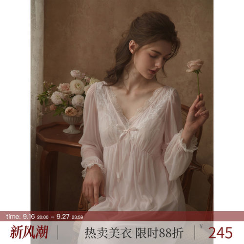 RoseTree复古宫廷风气质深V睡裙