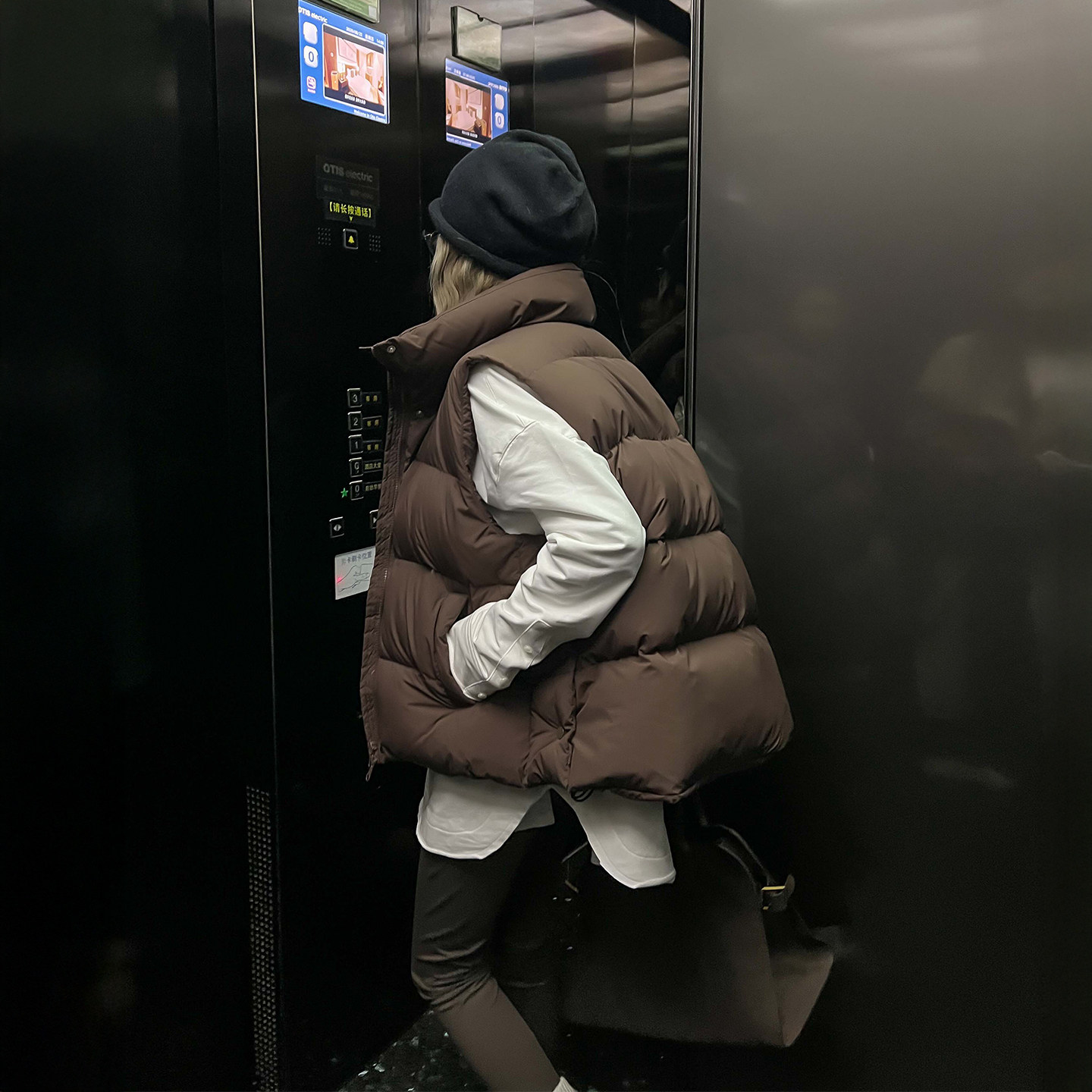 KMZD 云朵泡芙 90白鸭绒羽绒秋冬马甲背心女立领无袖保暖加厚外套,女装/女士精品,羽绒服,淘宝优惠券,粉丝福利购,淘宝优惠卷