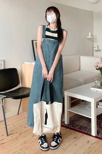 Real auction real price 2022 summer new Vintage Pocket denim strap skirt women's loose straight dress