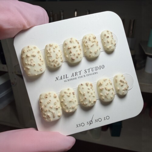 纯手工穿戴甲创意灵感白巧克力脆皮曲奇果仁坚果榛果美甲穿戴甲