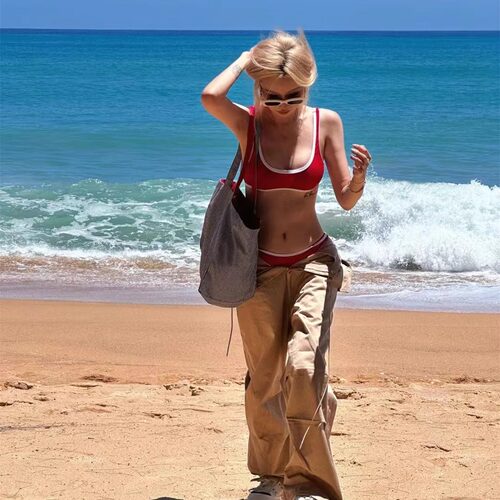 小胸聚拢比基尼泳衣温泉度假性感