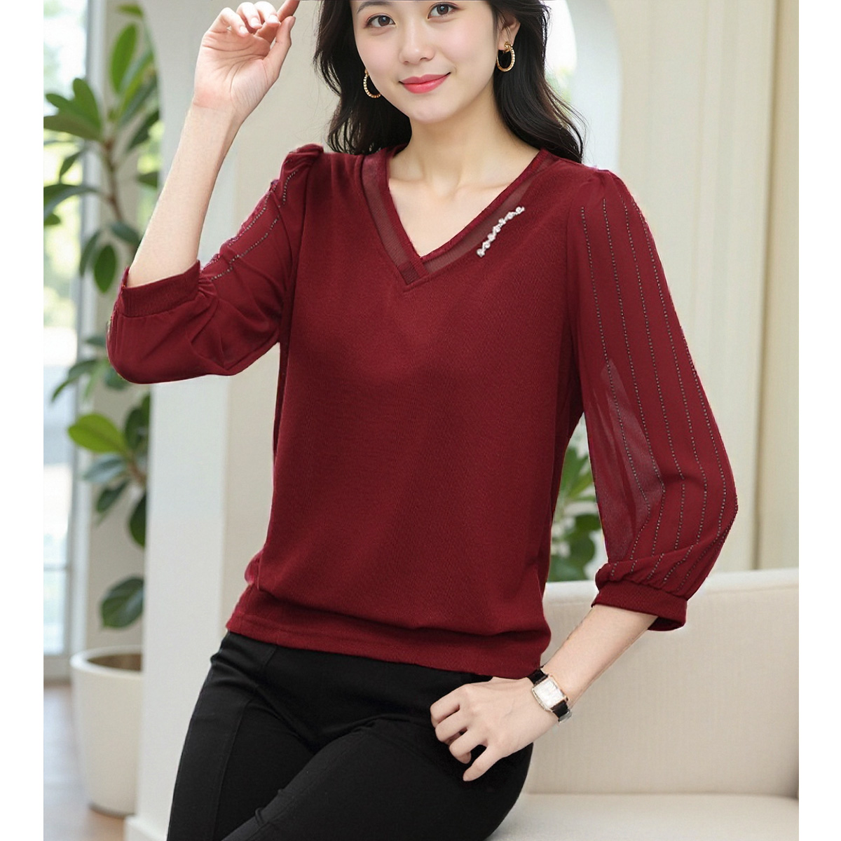 阔太2025春夏新款打底V领T恤