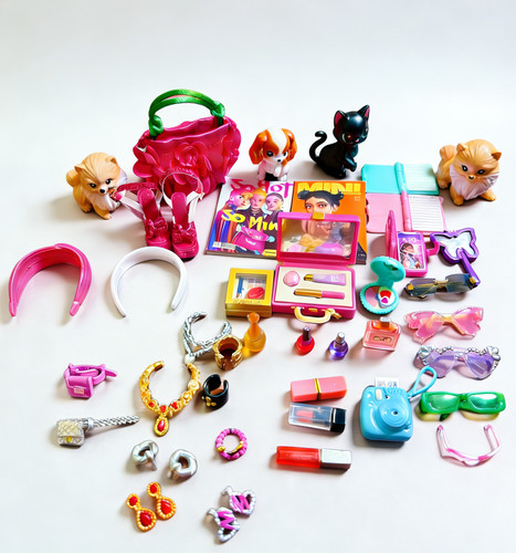 ZURU包球4代芭比配件微缩迷你化妆品首饰眼镜配饰娃屋搭配装扮