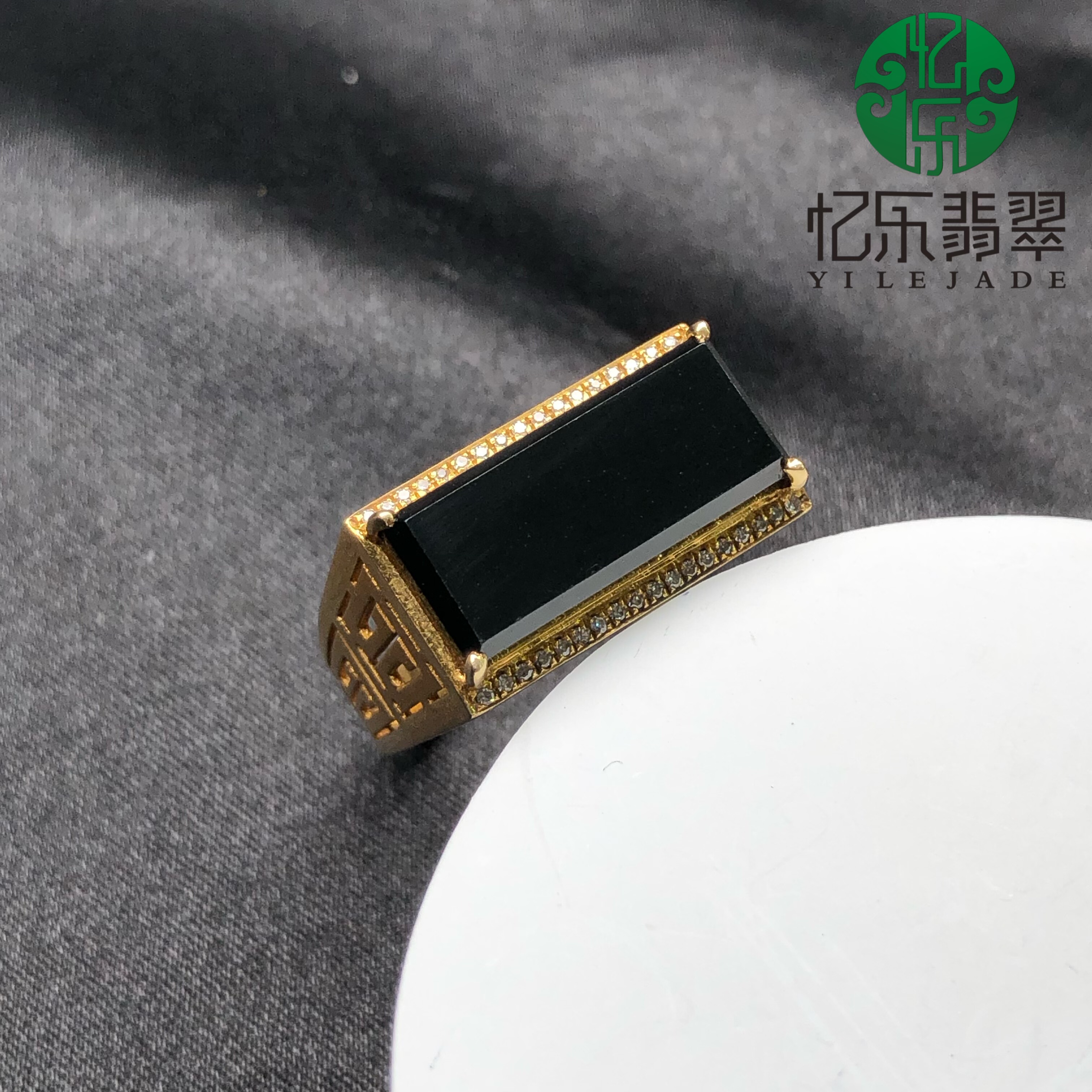 缅甸天然A货翡翠墨翠戒指18k金镶嵌墨翠方形男戒送男友送爸爸