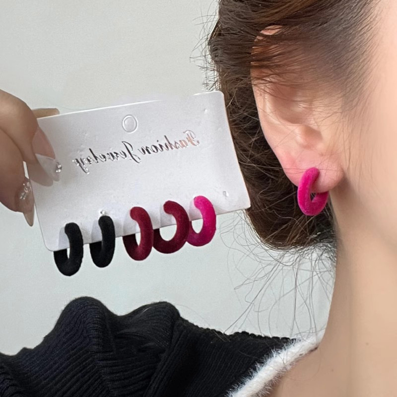 秋冬新款植绒耳钉女耳环设计小众