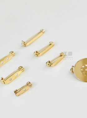 安全旋转工喜手工14k包金胸别针