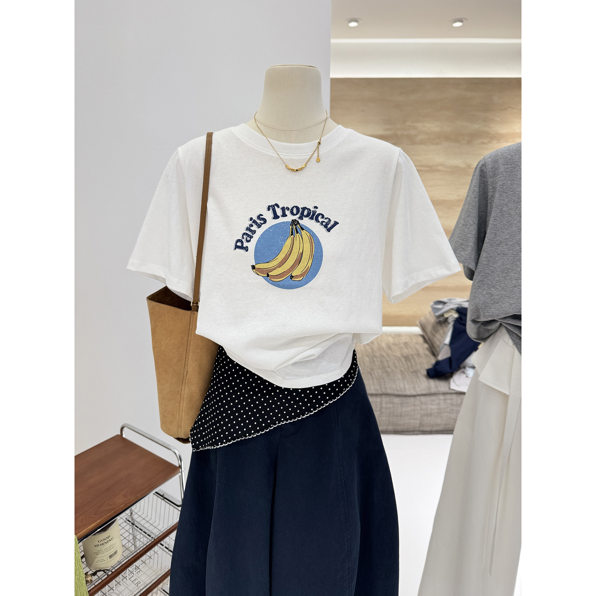 春夏新款韩系香蕉印花短袖T恤女宽松显瘦圆领百搭上衣半袖打底衫