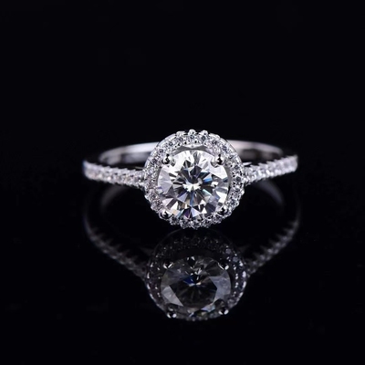 1克拉高品质莫桑钻925银镀金戒指女经典求婚钻戒指环时尚流行礼物