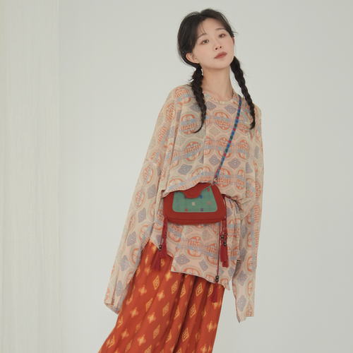 谜阿凰池禾唐制圆领衫上衣汉服女