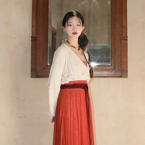 谜阿凰石榴红仿花罗汉服半身裙