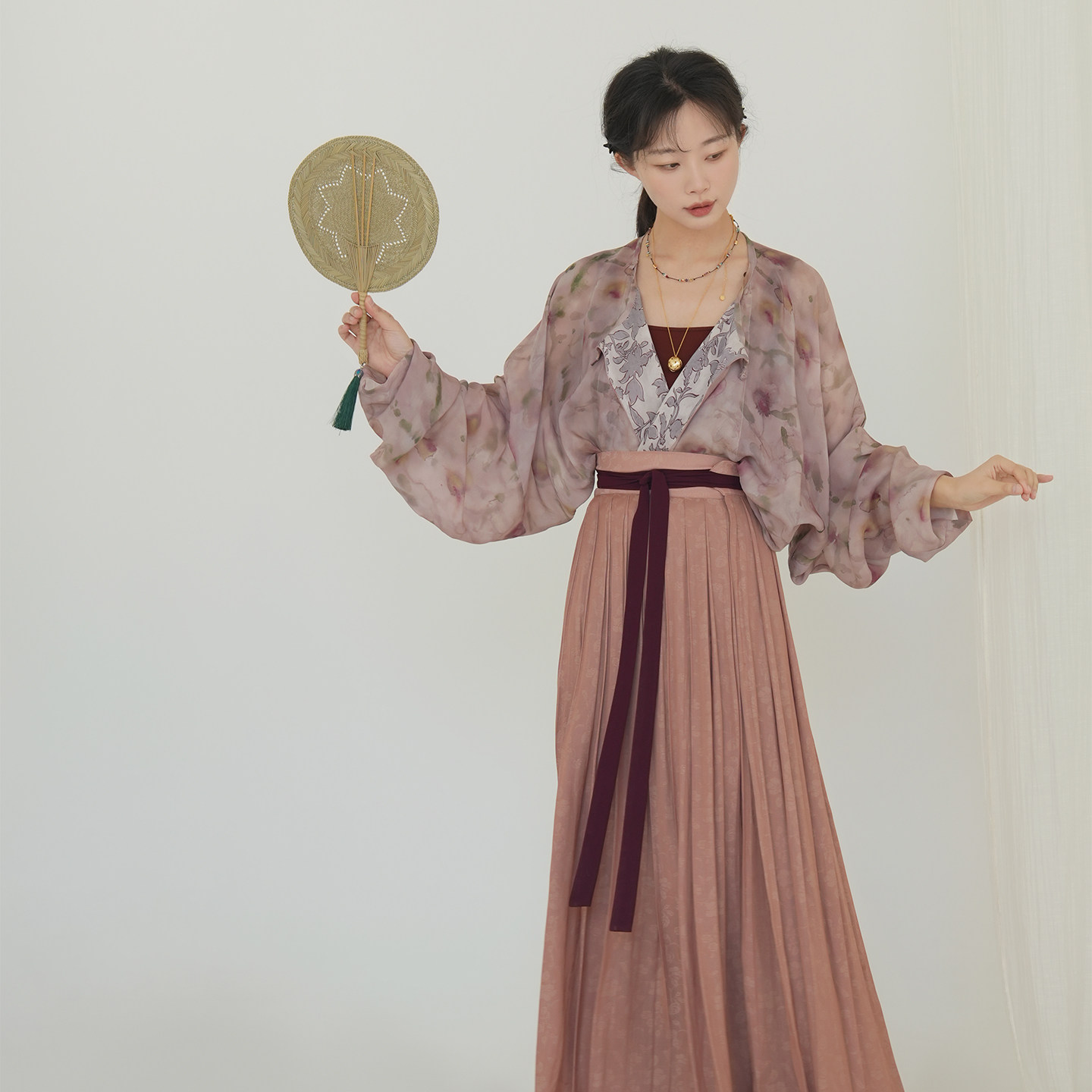 谜阿凰【花涧梦】唐制圆领衫铜氨丝外套汉服仿花罗长裙春夏女新款