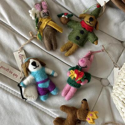 英国正品小众品牌毛毡挂件尼泊尔手工制作手机挂礼物 Feltsogood