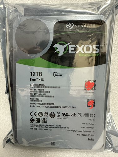硬盘机械希捷12T企业级硬盘