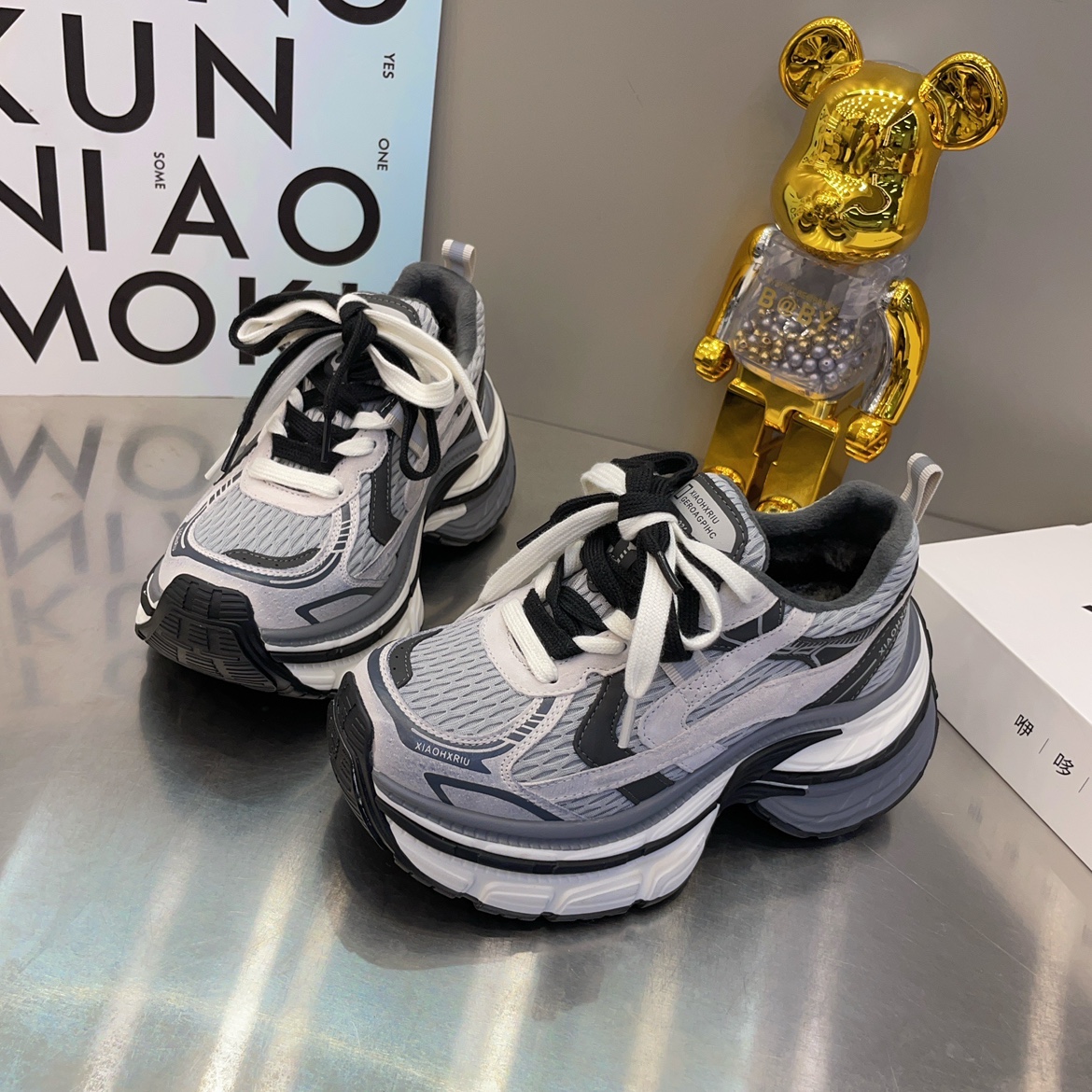 欧货爆款厚底老爹鞋女2025秋冬新款增高系带显脚小休闲运动鞋加绒