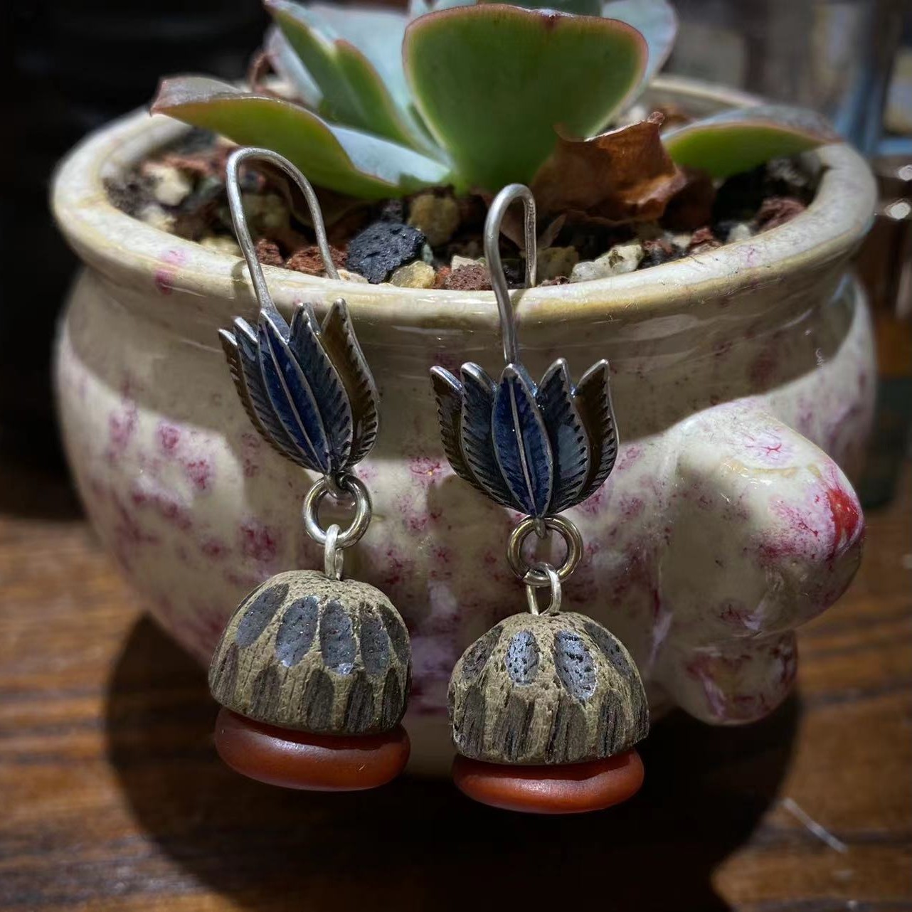 肖肖分享 925银沉香蜜蜡耳环气质