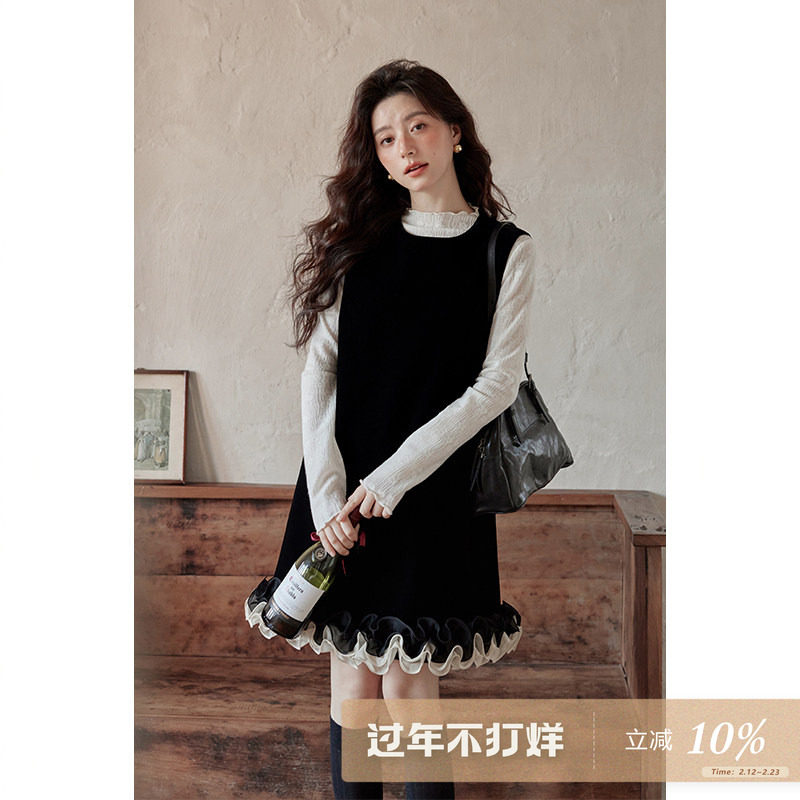 夕蒙2026新款春季韩系气质裙子高级感独特漂亮丝绒黑色背心连衣裙