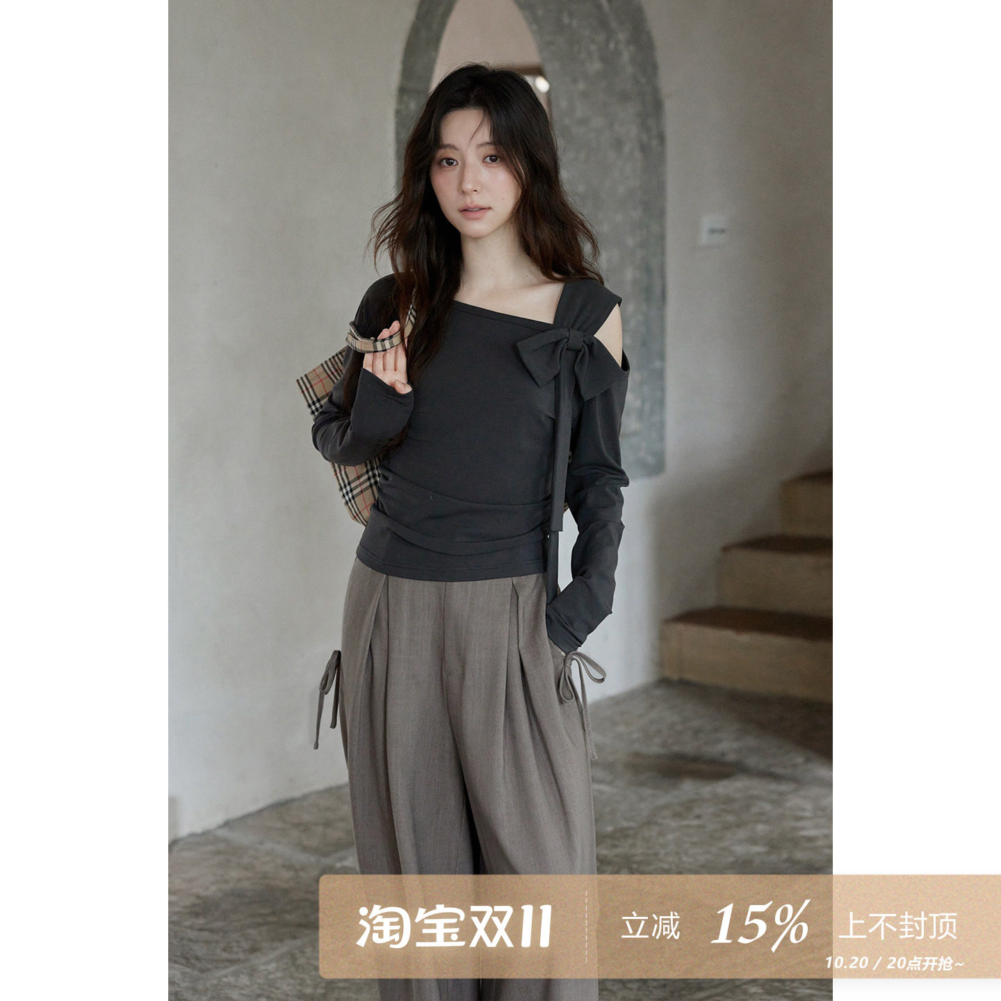 夕蒙秋季韩系莱赛尔上衣设计感收腰显瘦蝴蝶结灰色斜肩长袖t恤女