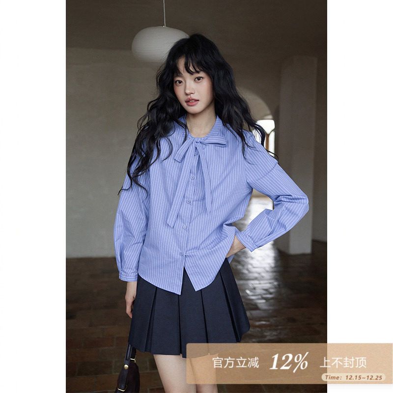 夕蒙2025新款秋韩系气质上衣独特漂亮小众学院风绝美蓝色条纹衬衫