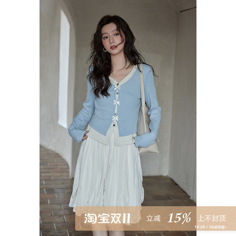 夕蒙2026秋季撞色假两件上衣开衫设计感内搭外穿蓝色v领长袖t恤女