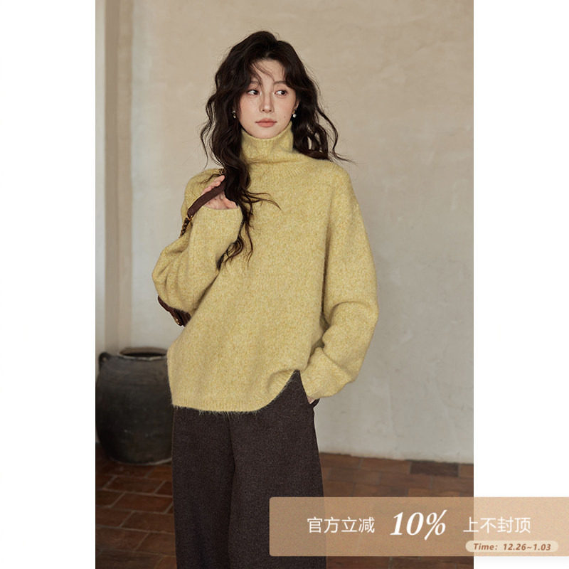 夕蒙2025新款冬季韩系气质针织衫巨好看宽松慵懒感黄色高领毛衣女